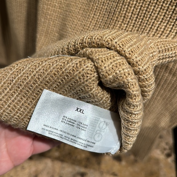 Jessica Simpson Sweater - Picture 7 of 11